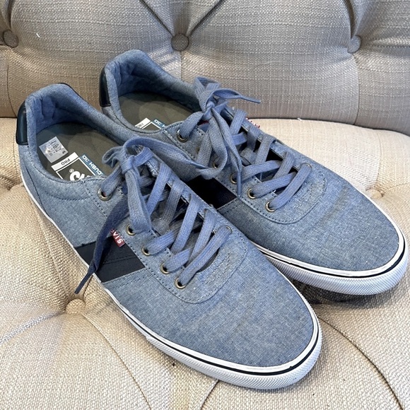 Men’s Vans/LEVIS TURNER SLUB CHAMBRAY Sneakers - Picture 5 of 9